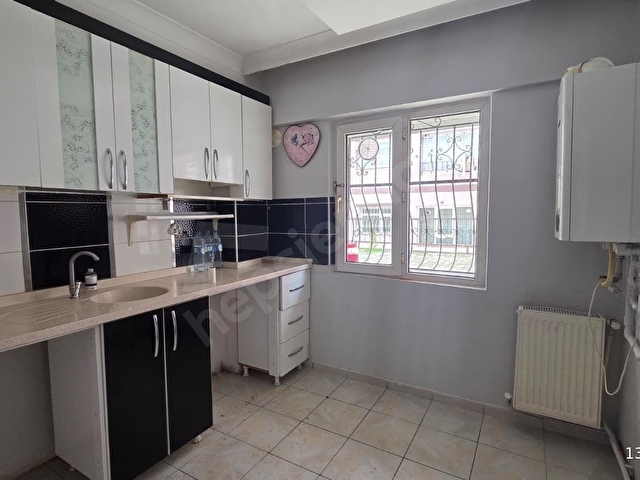 ETİMESGUT PİYADE MAHALLESİNDE 2+1//80m2 YARIM KOT - Görsel 4