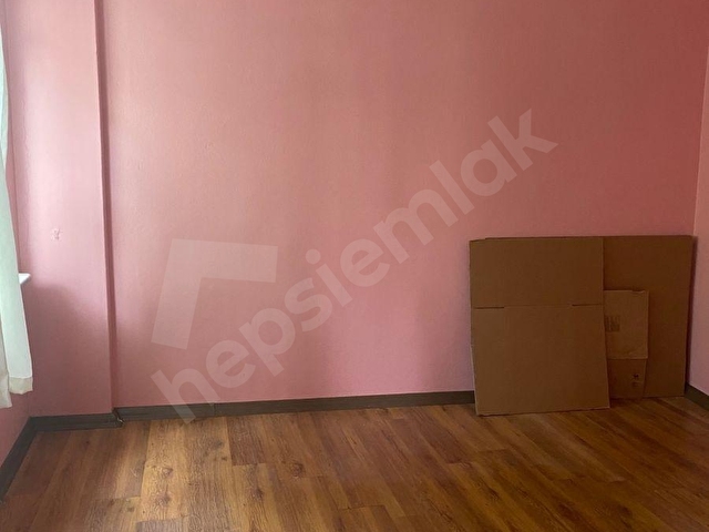 ŞEHREMİNDE 1+1 GİRİKAT KİRALIK DAİRE - Görsel 2