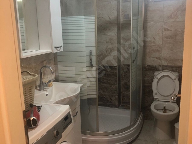 1+1 merkezde eşyalı daire - Görsel 4