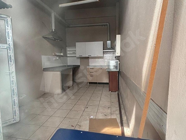 MERTTEN 3 ncü NOTER KARŞI ÇAPRAZINDA 18 m2 DÜKKAN - Görsel 2
