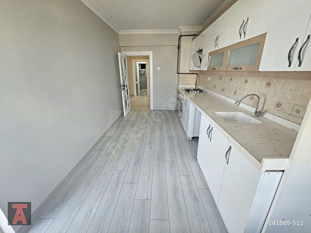 SUADİYE CADDESİN DE KATTA MANZARALI 3+1 ASANSÖRLÜ 165 M2 DAİRE - Görsel 7