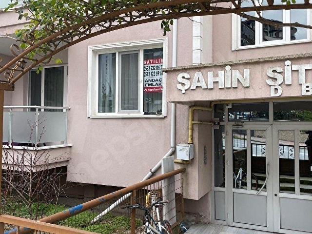 ŞÜKRÜPAŞA MAH.EFKAN YILDIRIM VE 75.YIL OKULUNA YÜRÜME MESAFESİNDE ONUR MARKET KARŞISINDA AÇIK OTOPAR - Görsel 7
