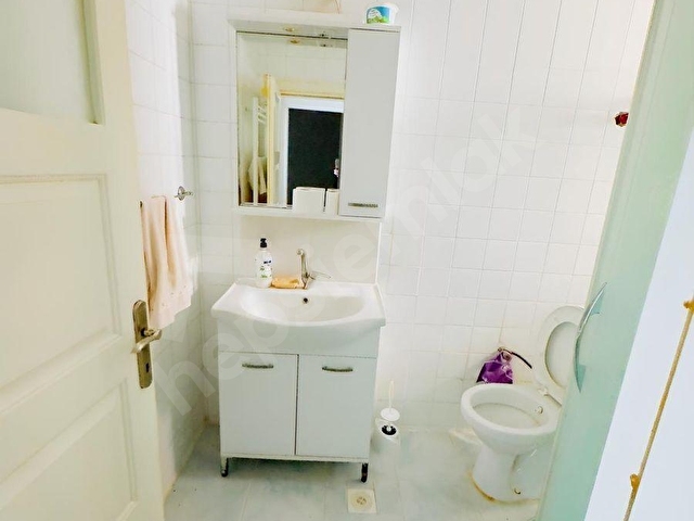 Yenifoçada Eşsiz Konumda Denize Sıfır Bahçeli Kiralık - Görsel 21