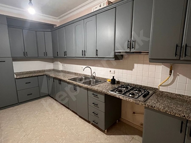 BEŞİKTAŞ BARBAROS BULVARININ YAN PARALERİNDE 4+1 SATILIK DAİRE - Görsel 25