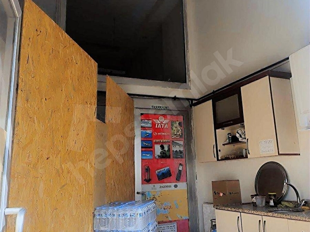 ÇEVREYOLUNA CEPHELİ.350m2 3 KATLI YÜKSEK CİROLU.İTFAYE DURAĞI - Görsel 8