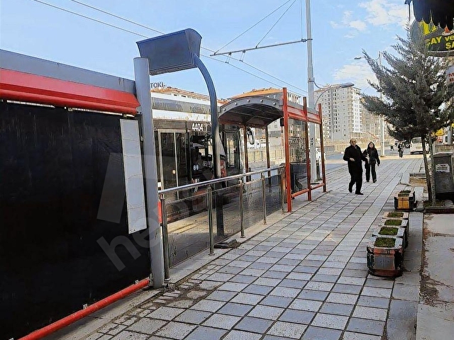 ÇEVREYOLUNA CEPHELİ.350m2 3 KATLI YÜKSEK CİROLU.İTFAYE DURAĞI - Görsel 24