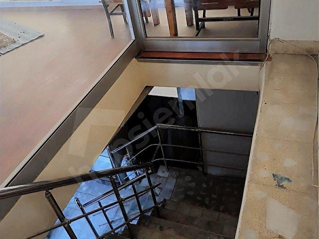 ÇEVREYOLUNA CEPHELİ.350m2 3 KATLI YÜKSEK CİROLU.İTFAYE DURAĞI - Görsel 17
