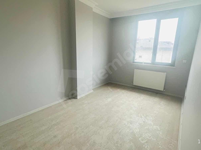 SRL DEN KÜÇÜKYALIN METRONUN DİBİNDE DENİZ MANZARALI 4+2 TERASLI - Görsel 10