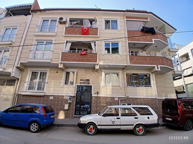 CUMHURİYET MAHALLESİ 2+1 ARAKAT SATILIK