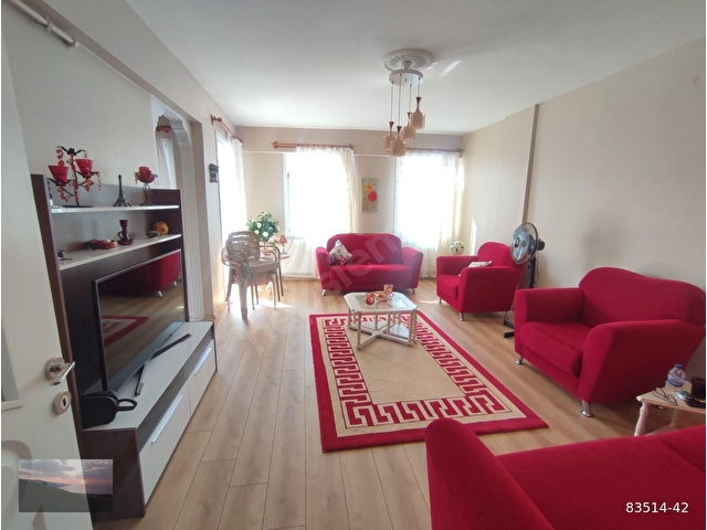 ESENKÖY DE SATILIK MASRAFSIZ 2+1 DAİRE - Görsel 18