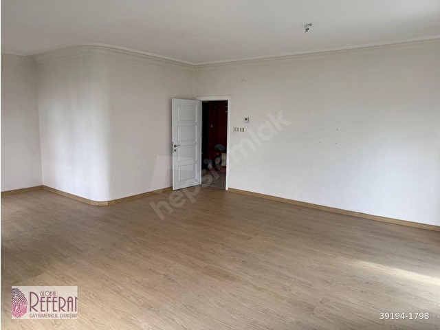 ÇAYYOLUNDA MÜKEMMEL KONUMDA YEŞİLLİKLER İÇERİSİNDE SATILIK 5+1 VİLLA - Görsel 12