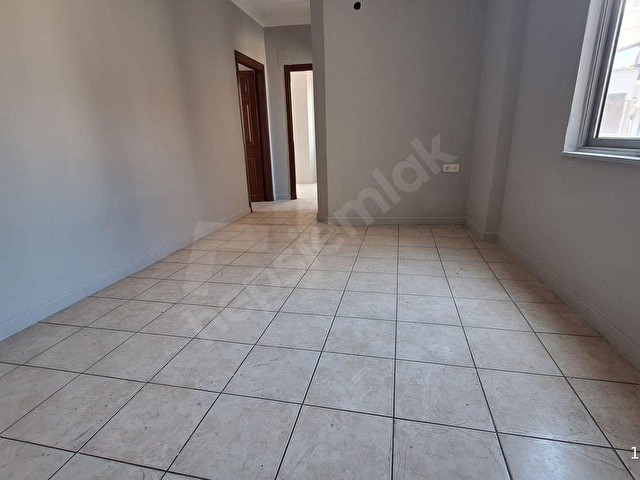 MERSİN ÇARŞI MERKEZDE KOMPLE SATILIK İŞ HANI - Görsel 13