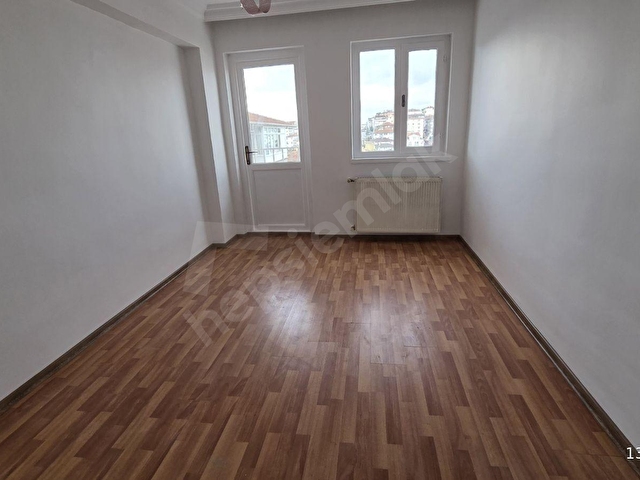 ETİMESGUT ELVAN ARAKAT YAPILI 118m2/3+1BOŞ OTURUMA HAZIR SATILIK - Görsel 23