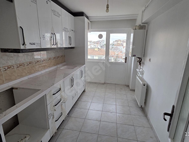 ETİMESGUT ELVAN ARAKAT YAPILI 118m2/3+1BOŞ OTURUMA HAZIR SATILIK - Görsel 4