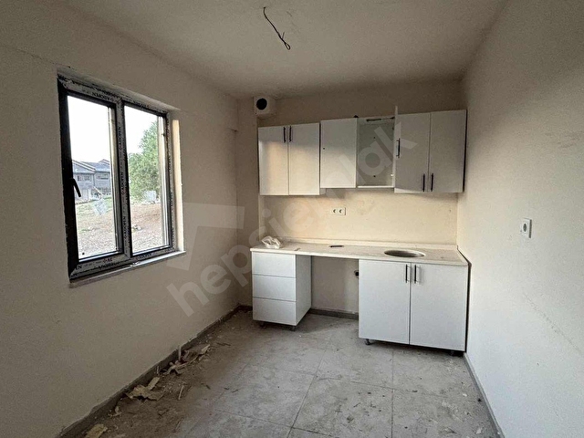 Galericiler Sitesinde 300 m² Açık Alanlı Kiralık İkiz Dükkan - Görsel 7