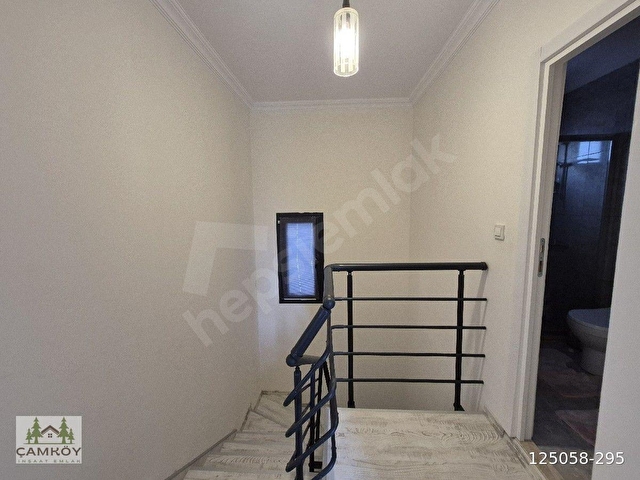 ÇAMKÖY EMLAKTAN  MÜSTAKİL DENİZE YAKIN BOŞ VİLLA - Görsel 15