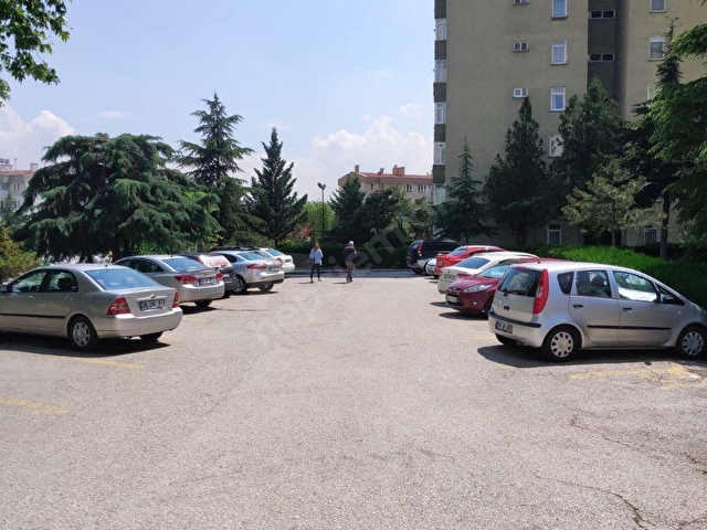 BATIKENT EMLAK�TAN 2+1 METRO YAKINI ARA KAT KİRALIK DAİRE 883863132