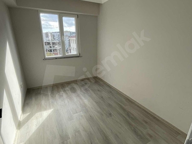 PENDİK OTOBÜS DURAKLARININ YANIBAŞINDA KİRALIK 2+1 FERAH DAİRE - Görsel 21
