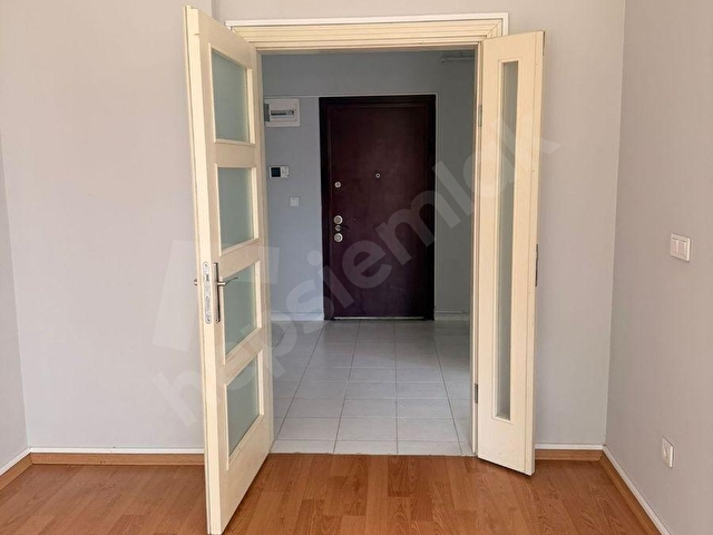 KARTAL YAKACIK AYAZMA KORU EVLERİNDE  3+1 HAVUZLU  EBEVEYN BANYOLU DAİRE - Görsel 6