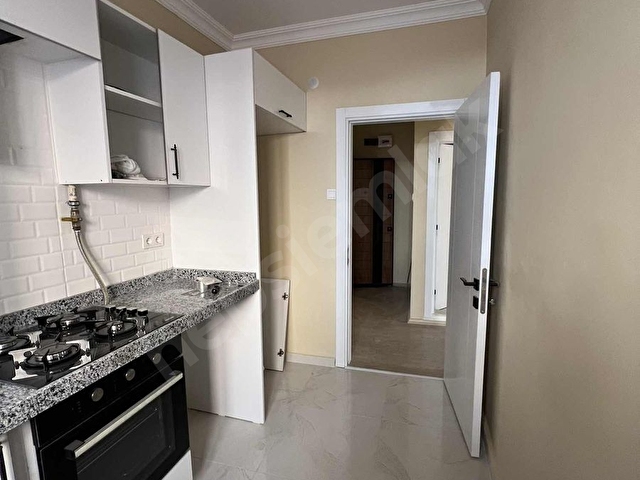 SARIGAZİ MAH. METRO VE HASTANENİN YANI 2+1 KİRALIK DAİRE - Görsel 11