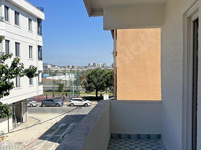 SARIGAZİ MAH. METRO VE HASTANENİN YANI 2+1 KİRALIK DAİRE - Görsel 2