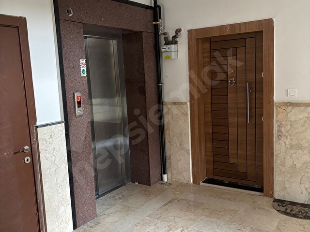 Sahibinden site içerisinde 3+1 kiralık Daire