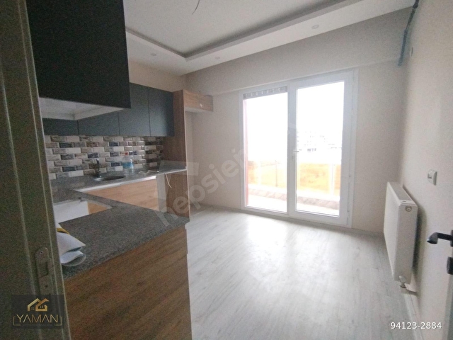 Hürriyet Mah. Oliva Garden Sitesinde 3+1 Satılık Arakat Daire. - Görsel 3