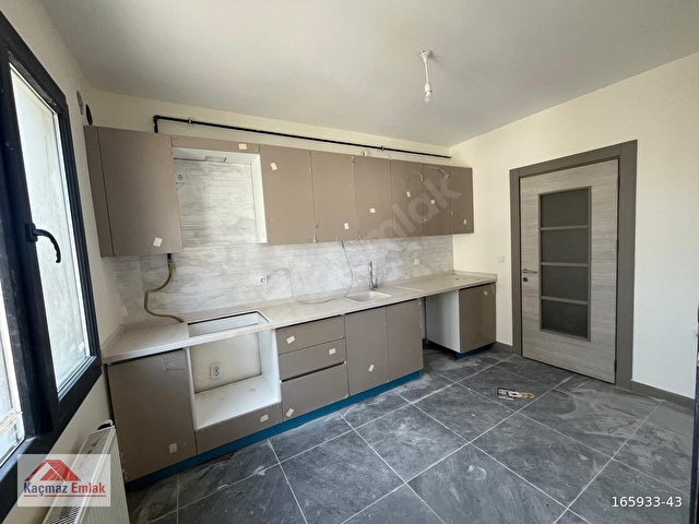 MALTEPE TOKİ ATIŞOKULU 7.ETAP SIFIR 3+1 KİRALIK DAİRE - Görsel 6