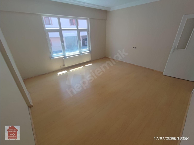 Elvan Mah. Emirler Cad. Yakını 1. Kat 3+1 Kiralık Daire - Görsel 9