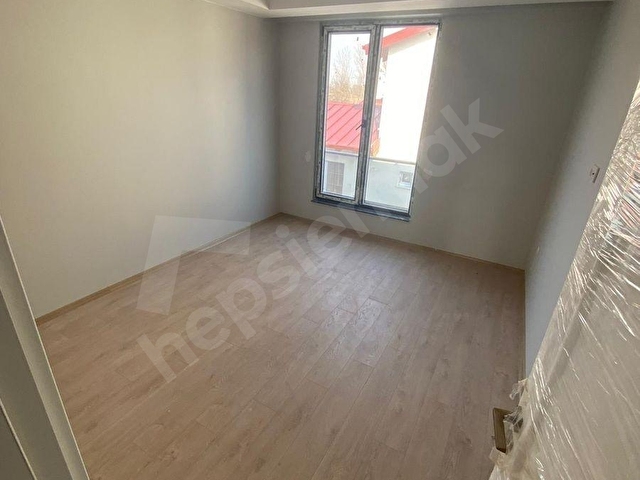 BOLU MERKEZ YENİMAHALLE 3 CEPHE 6+1 TRİPLEKS LÜKS VİLLA - Görsel 13