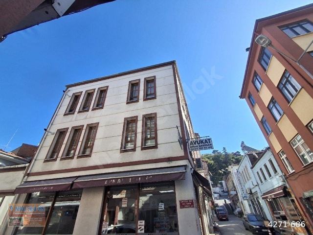 ÇARŞI İÇİNDE  85 M2 NET  İŞYERİ VE OTURMAK İÇİN UYGUN DAİRE +KAHVEHANE(AYNALI KAHVE )14000000 TL
