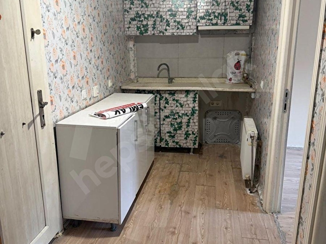 OSCARDAN SÜTLÜCEDE İSTAKLAL CADDESİ YAKINI BALKONLU 1+1 - Görsel 8