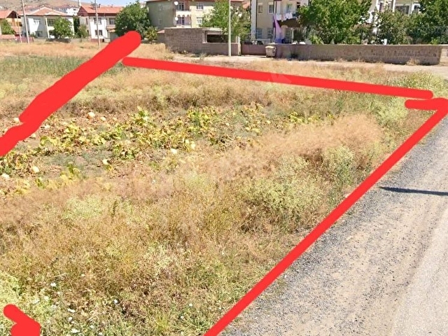 ŞEFAATLİDE MUHTEŞEM LOKASYONDA KAÇIRILMAYACAK ARSA