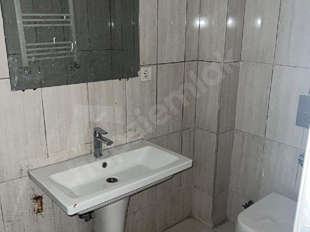 GÜLBAĞ DA GİRİŞ KAT 2+1 DAİRE - Görsel 4