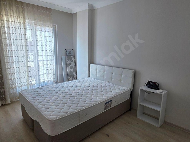 ATATÜRK BUL.CADDE ÜSTÜ LİBRA TERAS A.KAT EŞYALI BÜYÜK 1+1 DAİRE - Görsel 18