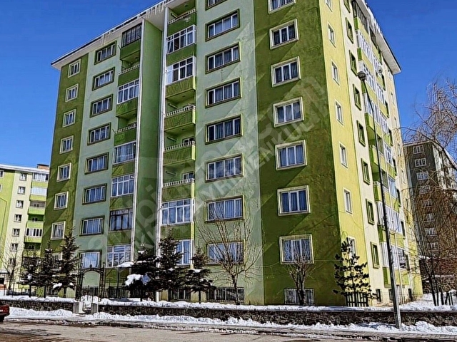 HİLALKENTTE SATLIK 3+1 DAİRE