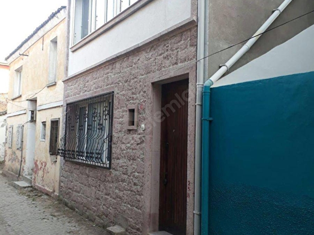 ayvada emlak tan ayvalik merkezde satilik rum evi 24701 5972 hurriyet emlak