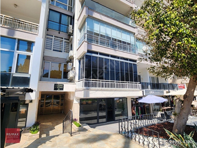 KONYAALTI CAD.DE SATILIK DENİZ GÖREN 3+1 GK 175 m2 DAİRE - Görsel 17