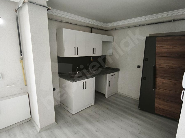 POLİS KARAKOLU ARKASINDA SATILIK 1+1 DAİRE - Görsel 5