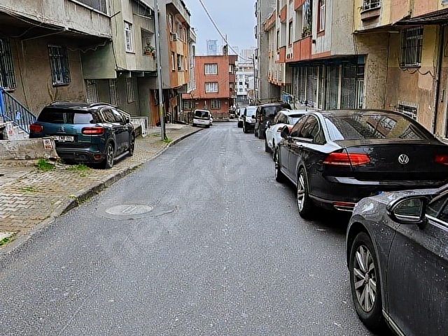 YENİ TOWERDAN HALKALI MERKEZDE KELEPİR ARSA - Görsel 3