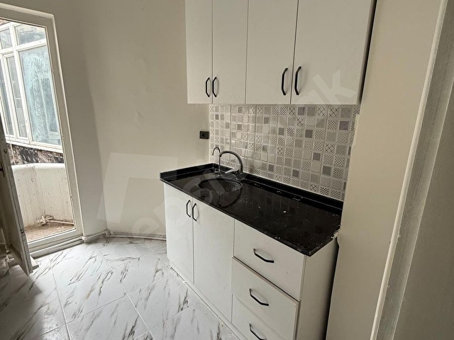 MEYDANA 1 DK OTELLER YANI İÇİ YAPILI BALKONLU ARAKAT GÜNEY CEPHE - Görsel 18