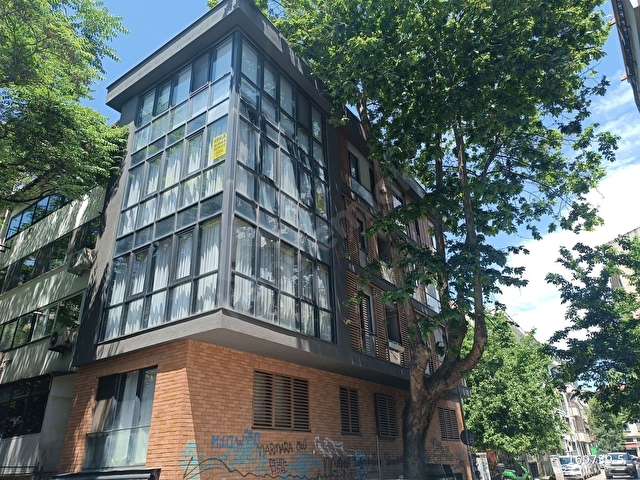 KADIKÖY CANAN SK 1+1 FULL EŞYALI YENİ BİNA ARAKAT BALKON KİRALIK - Görsel 28