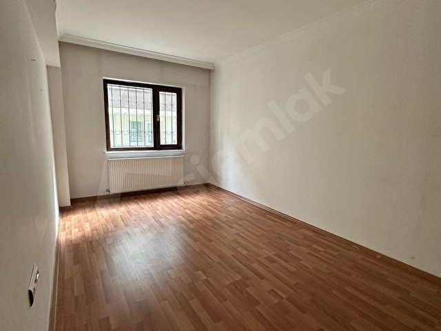 SELÇUK EMLAK’TAN TÜRKÖZÜ YÜZME HAVUZU YANINDA ARA KATTA KOMBİLİ ŞAHANE DAİRE - Görsel 18