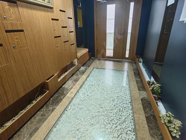 Karşıyaka Şemikler de Kiralık 1+1 Daire - Görsel 2
