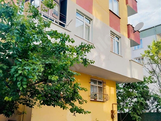 ANA CADDEDE YÜKSEK GİRİŞ 2+1