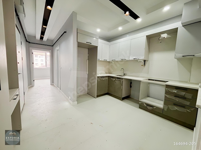 ESTORIADAN ADLİYE YAKINI ASANSÖRLÜ ARA KAT LÜKS 2+0 SIFIR DAİRE - Görsel 8