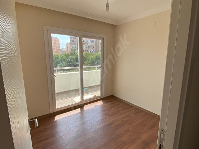 OSMANGAZİ DE SİTE İÇİNDE 2+1 SATILIK FIRSAT DAİRE - Görsel 7