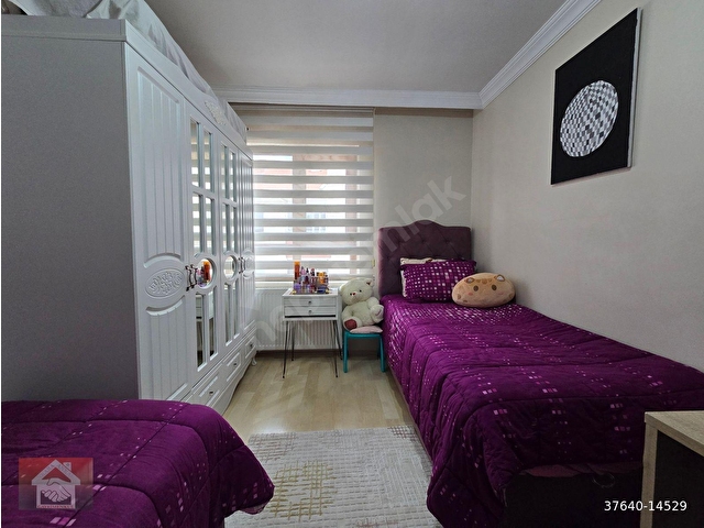 ALSANCAK MAH SATILIK 2+1 GENİŞ TERAS BALKONLU KULLANIŞLI DAİRE - Görsel 23