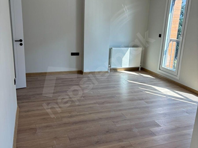 BAHÇELİEVLERDE 3+1 110 M2 ASANSÖRLÜ KOMBİLİ KİRALIK DAİRE - Görsel 4