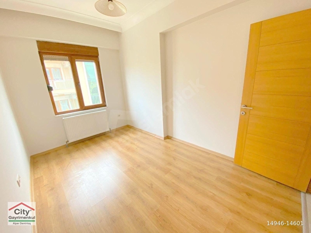 GÖZTEPE MEDİKAL PARK ARKASI, EBEVEYNLİ, BALKONLU, 145M2 , 3+1 - Görsel 20